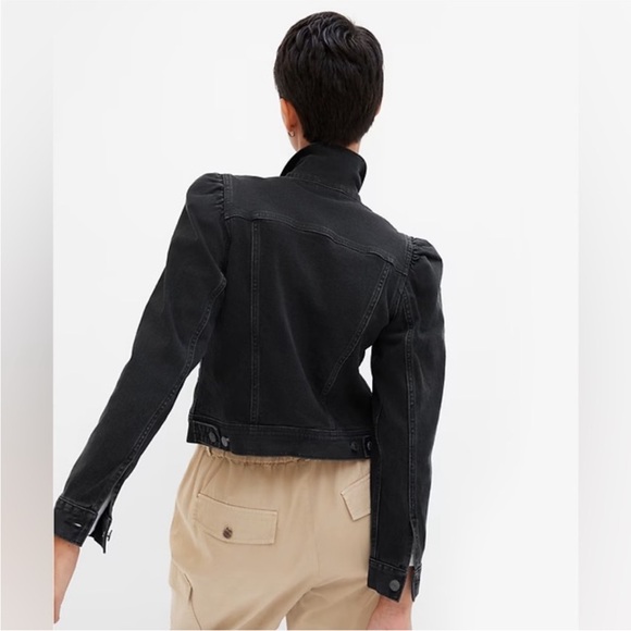 L GAP Black Puff Sleeve Classic Jean Jacket. 6 pockets total. Adjustable waist - Picture 3 of 16